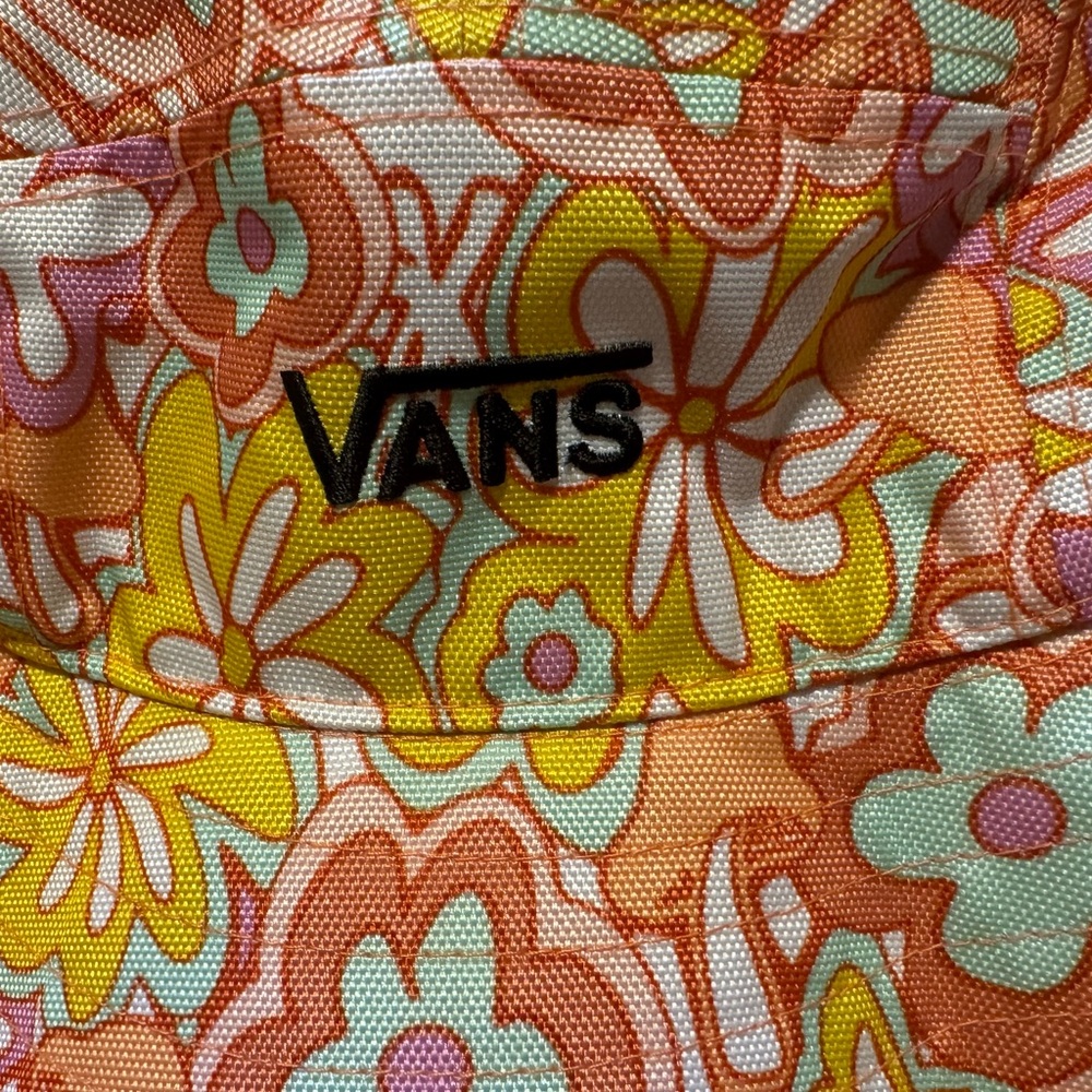 VANS Sunbreaker Bucket Hat Size Sm